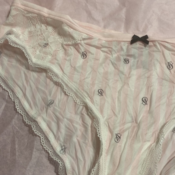 Secret Treasures & VS intimate apparel; size: Medium - Picture 8 of 10